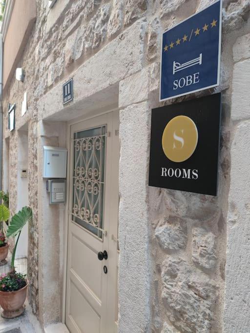 S-Rooms Sibenik Bagian luar foto